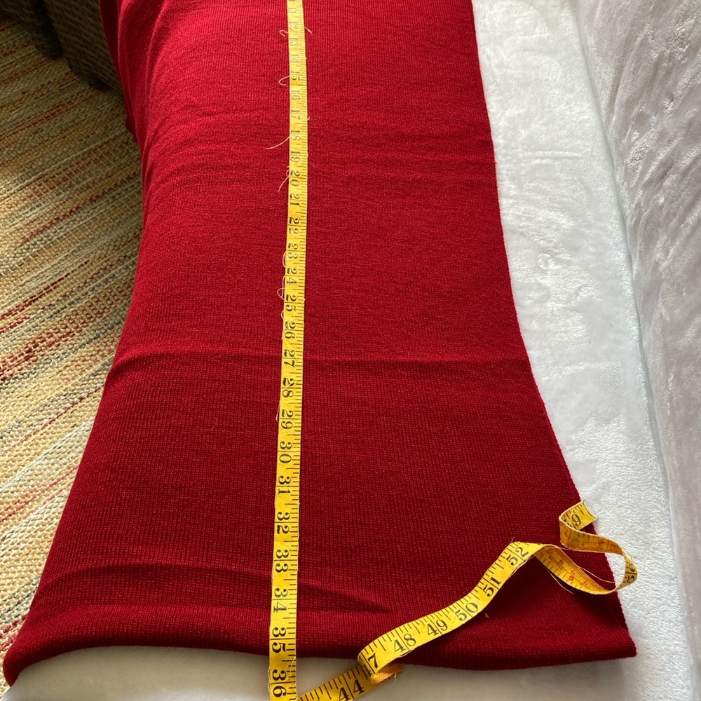 Elegant Red Knit Wrap Shawl Size OS - Picture 5 of 6